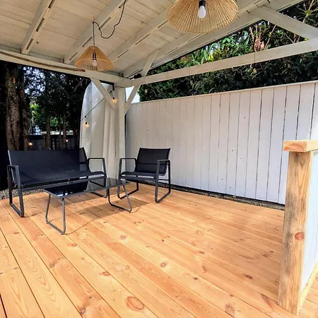 公寓 Large With Sauna *