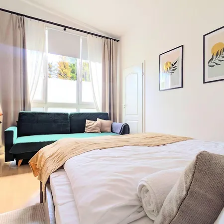 Large With Sauna 아파트 *